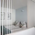 Apstay Station I Private Parking I Self Check-in Apartment *