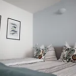 Apstay Station I Private Parking I Self Check-in