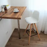 Apstay Station I Private Parking I Self Check-in * Graz