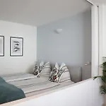 Apstay Station I Private Parking I Self Check-in *