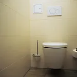 Apstay Station I Private Parking I Self Check-in Apartment *