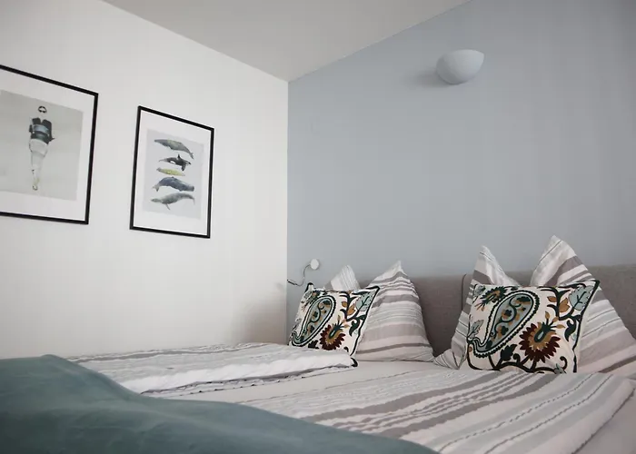 Apstay Station I Private Parking I Self Check-in